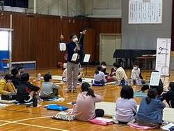 後半クラスが彩りを加えて仕上げます