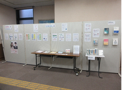 R4週間中央図書館1