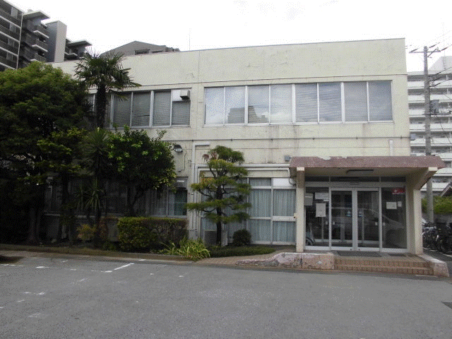 施設全貌（市役所別館）