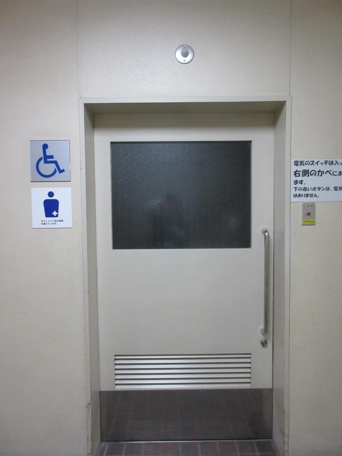 トイレ入口