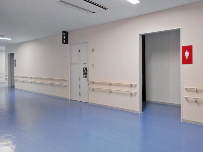 オストメイト対応トイレ入口(南部清掃工場3階)