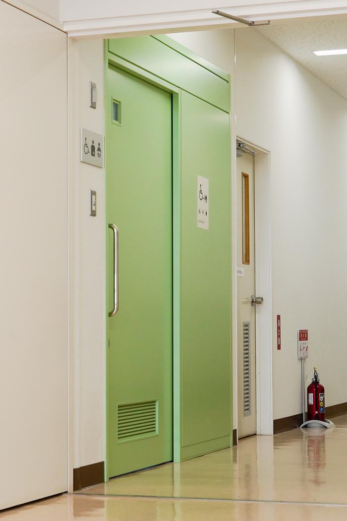 オストメイト対応トイレ入口(郷土資料館)