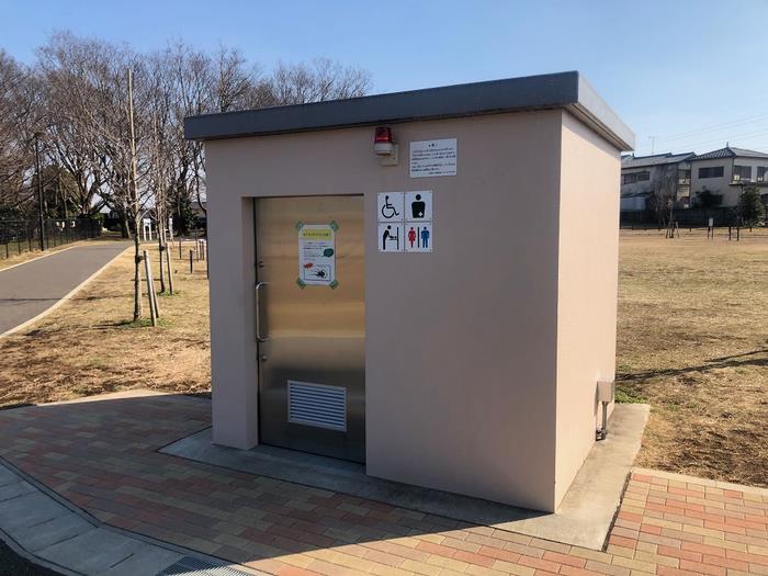 オストメイト対応トイレ入口2（大穴近隣公園）