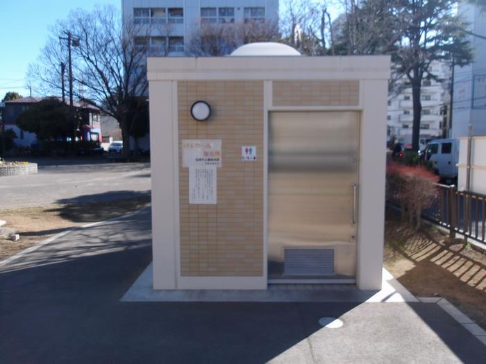 オストメイト対応トイレ入口（勝間田公園）