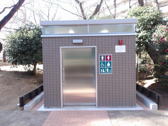 オストメイト対応トイレ入口（藤原さくら公園）