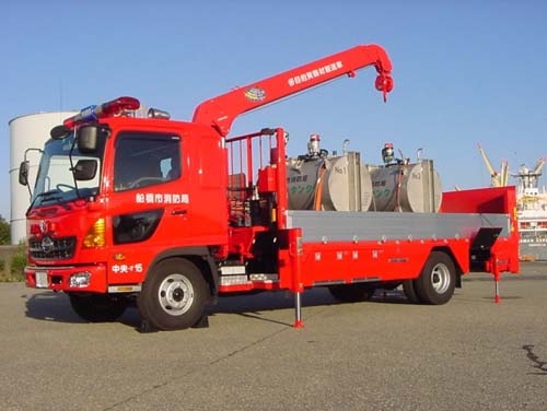 多目的資機材搬送車