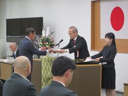 式典1