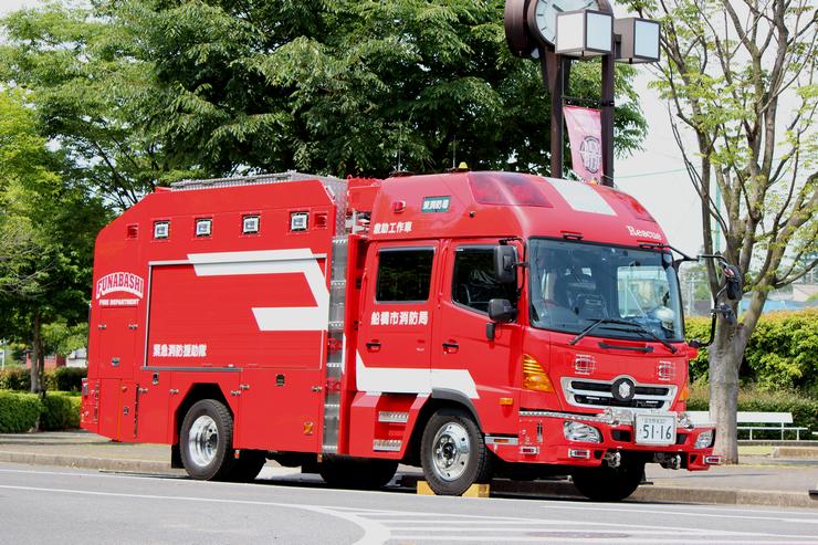 東高度救助工作車