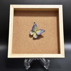 立体刺繍パープルグリーン蝶1