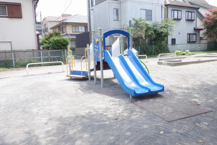 インクルーシブ遊具