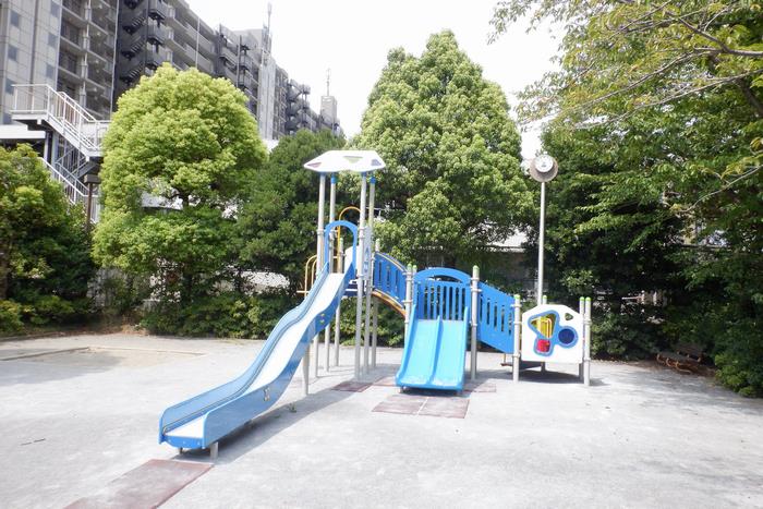 インクルーシブ遊具