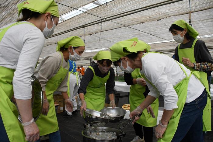 炊飯などの炊き出し訓練