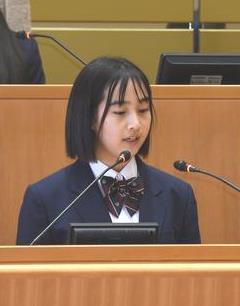 台場美衣さん（七林中）