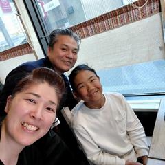 温かい雰囲気の店長と隊長