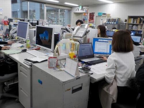 広報課の仕事の様子
