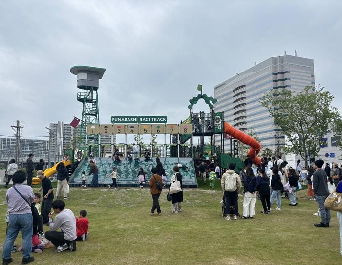 大型遊具でも遊べます