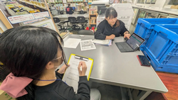 インタビューしている私