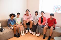 荒尾選手と子ども記者