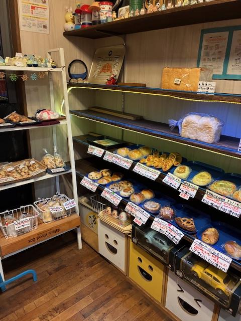 パンが並べられている様子