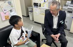 インタビューしている私