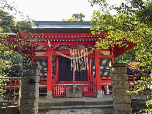 熱田神社の拝殿