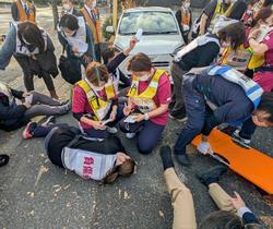 トリアージを行っている様子