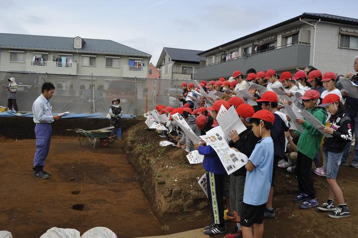 宮本台遺跡群（61）見学会風景1