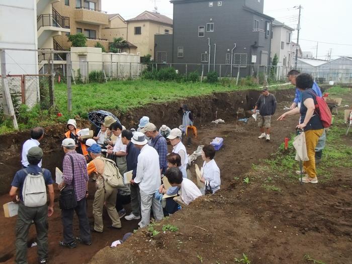 東中山(63)遺跡見学会風景2