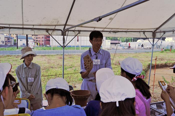 中野木台(19)遺跡見学会風景2