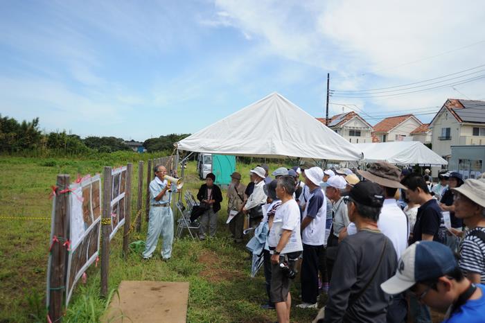遺跡見学会風景2