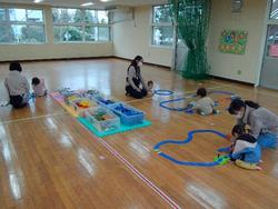 でんしゃであそぼう0101