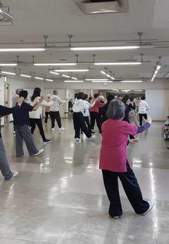 健康体操同好会3