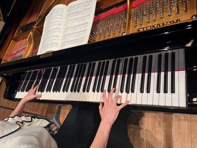 ピアノ4